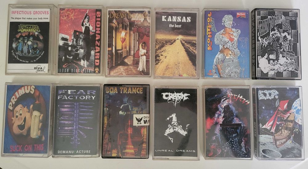 Разнообразна музика и филми (касети и дискове)