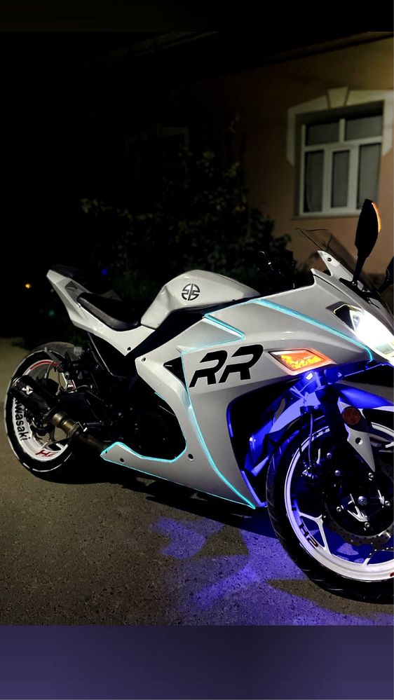 Yili:2023 kawasaki ninja