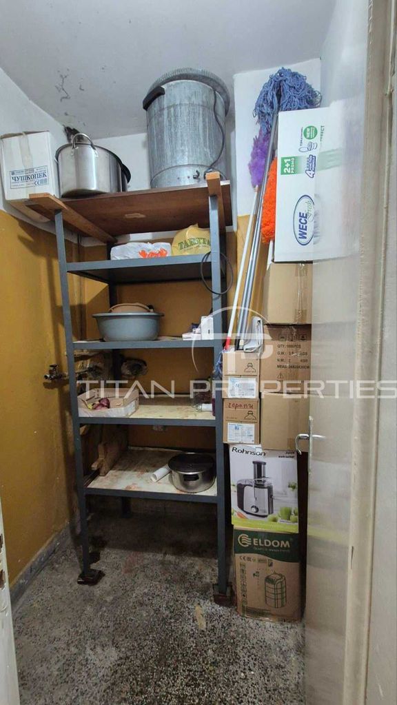 Продава се Тристаен апартамент в Пазарджик, Запад - 84 кв.м за 914 €/кв.м - Снимка #11