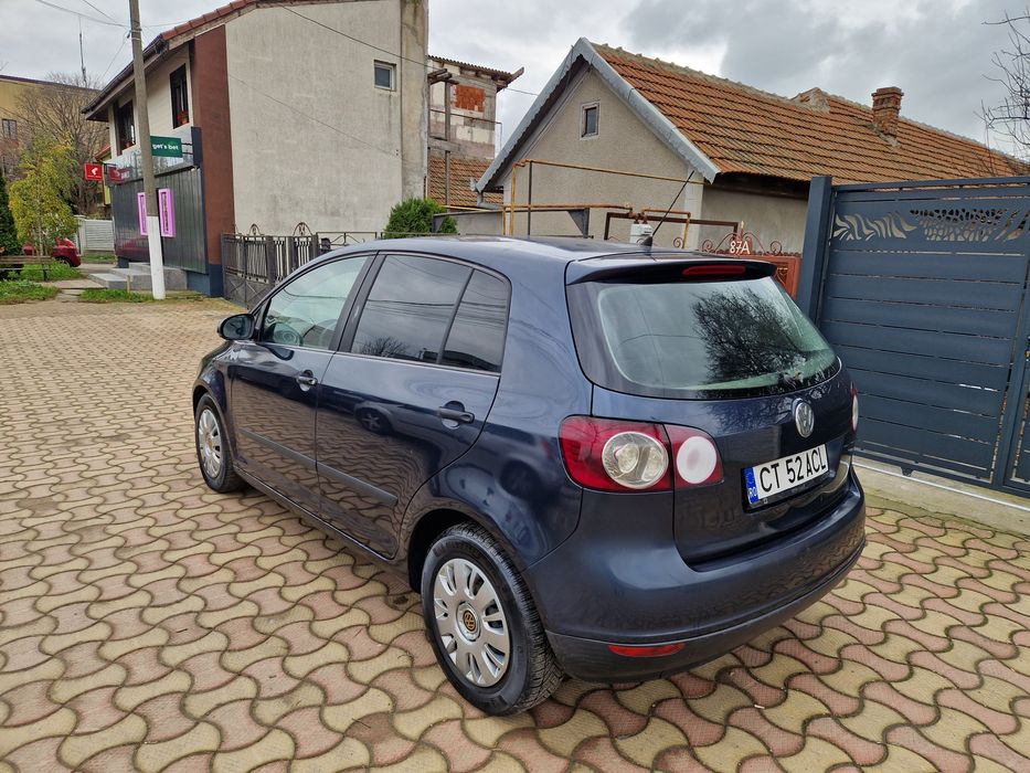 Vând Urgent Volkswagen Golf 5 1.9 tdi