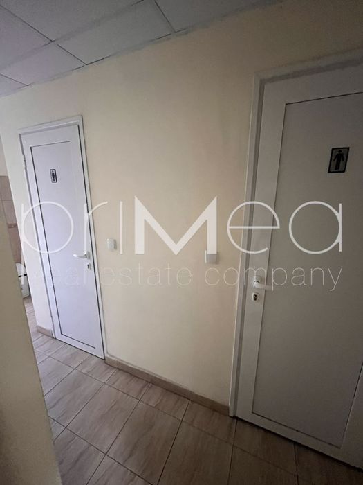 Дава се под наем Офис в Бургас, Център - 17 кв.м за 163.2 € - Снимка #5