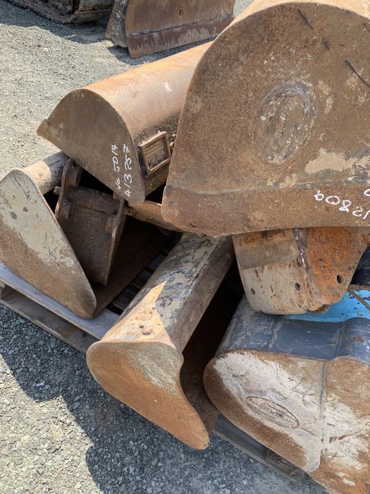 Cupe miniexcavator cu bolturi 30-40mm