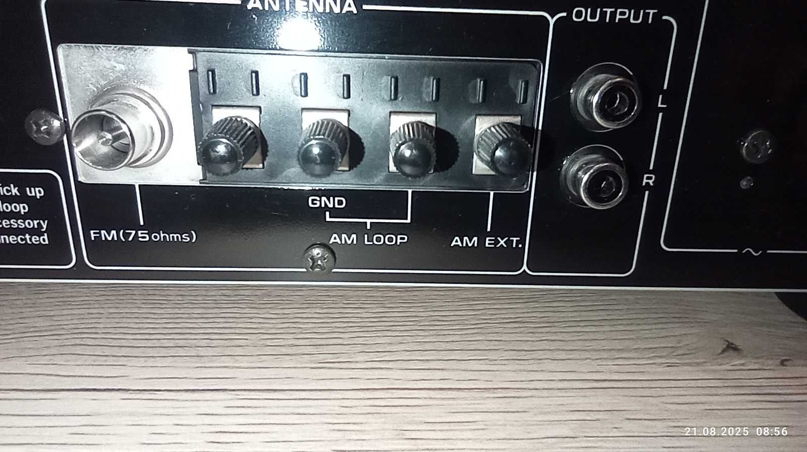 Тунер Hitachi FT-007