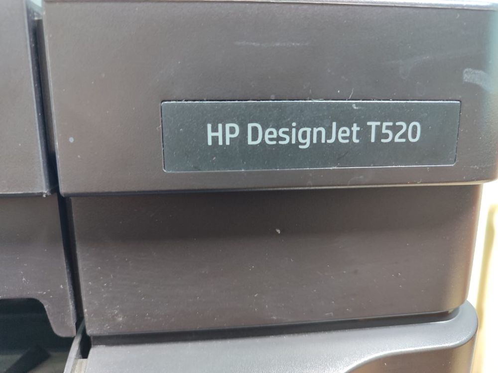 Плоттер HP DesignJet T520 24-in Printer D012E5