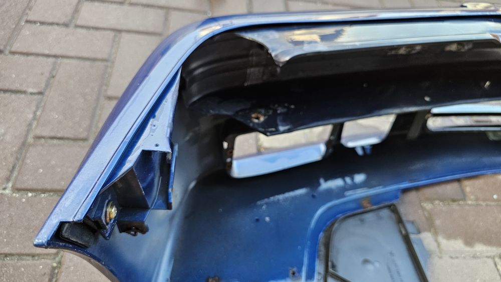 BMW E36 - M3 bara fata ,bara spate M