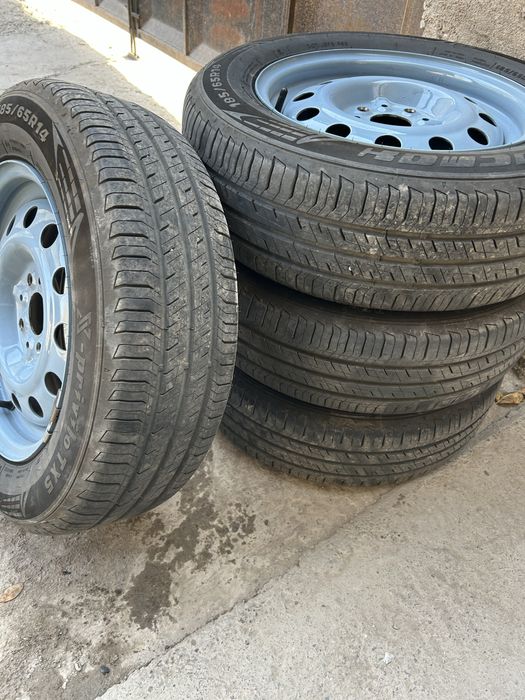 Летные шины в хорошом состояение