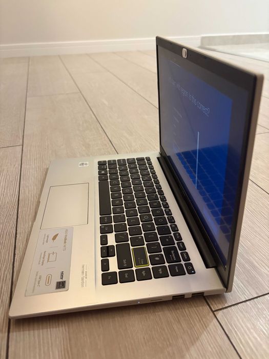 ASUS VivoBook X413JA, 14”, Intel i7, 8GB RAM, 512GB SSD – Ca nou!