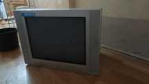 Телевизор SONY 72 диагональ