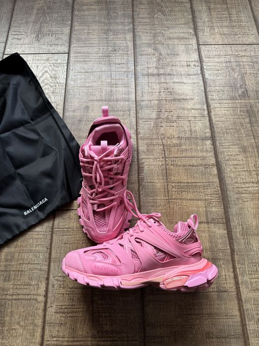Balenciaga Track