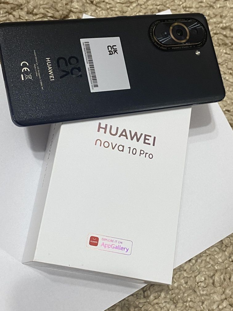 Vând smartphone Huawei Nova 10 Pro