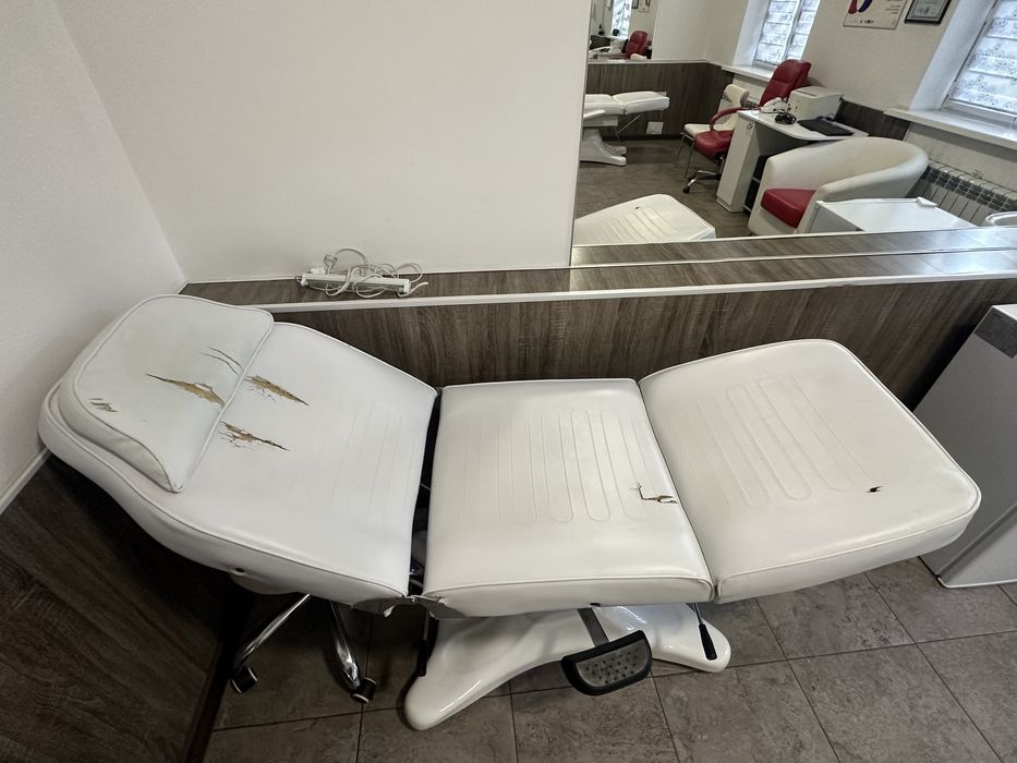 Продам кушетку