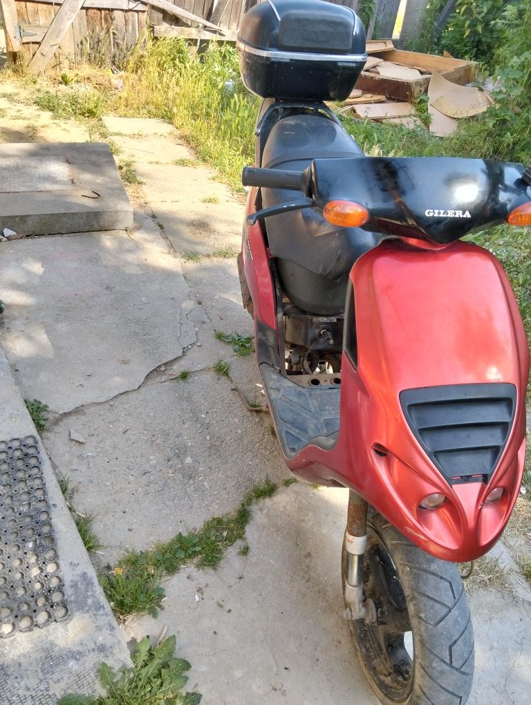 Vând scuter gilera