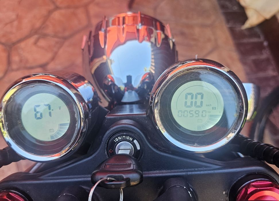 Vând urgent scuter electric harley fara permis stare ca nou 65 mi-l