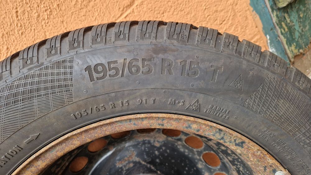 Зимни гуми 195/65/15 Continental WinterContakt 2бр.