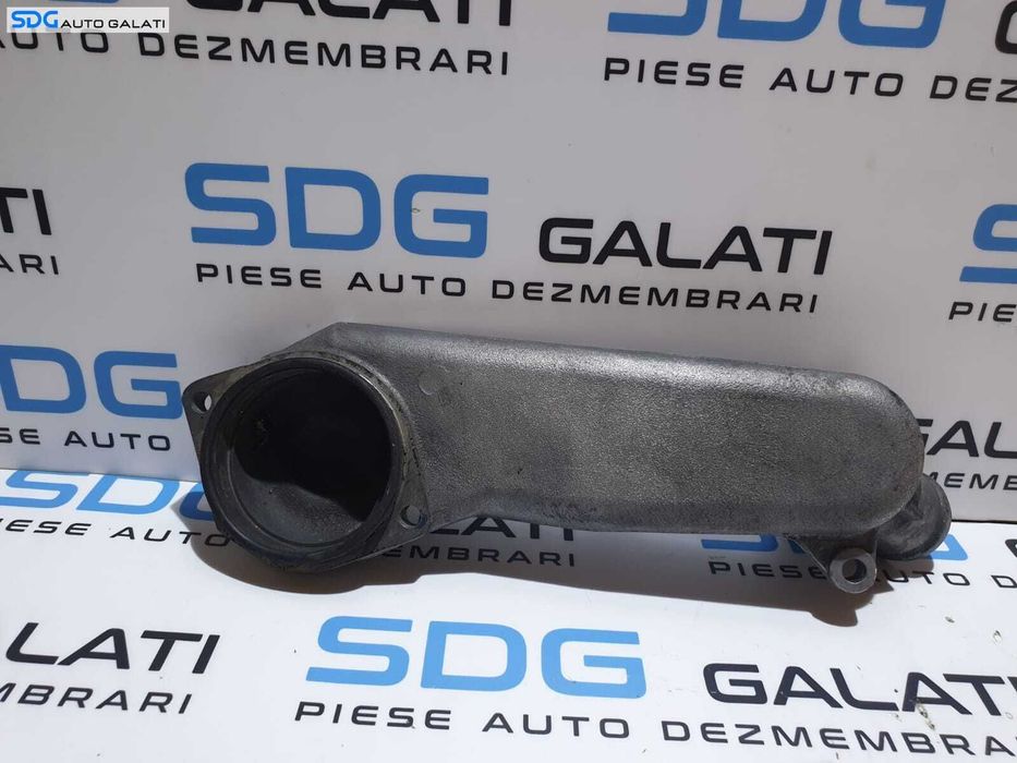 Corp Carcasa Termostat Apa Skoda Superb 1 2.5 AYM BDG 2002 - 2008 Cod 059121121D [D0373]