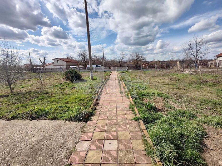 Продава се Къща в с. Царевец, Област Добрич - 100 кв.м за 332 €/кв.м - Снимка #9