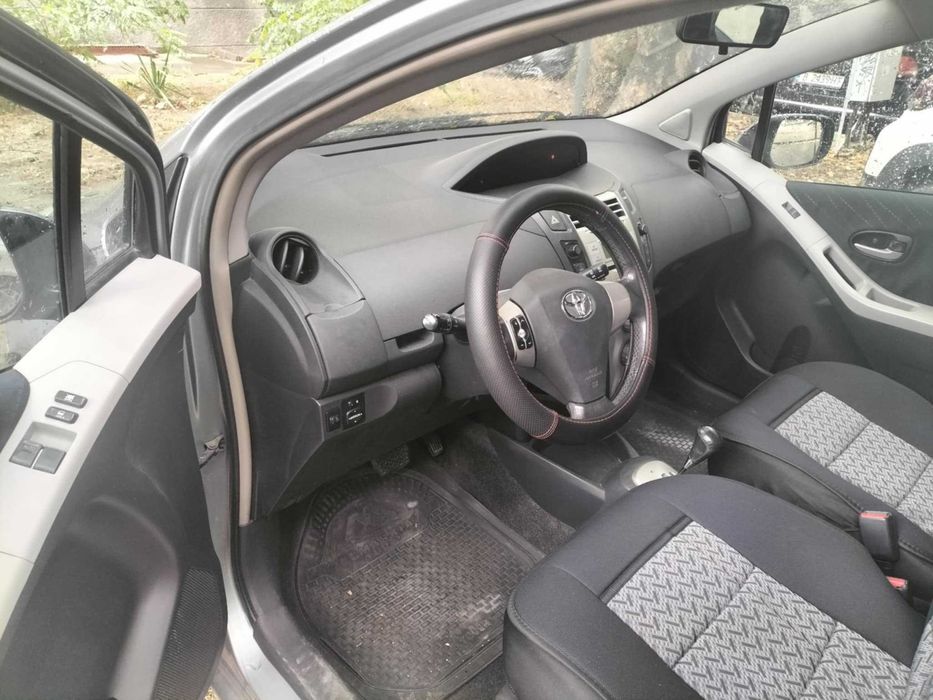 toyota yaris 1.3 avtomatic