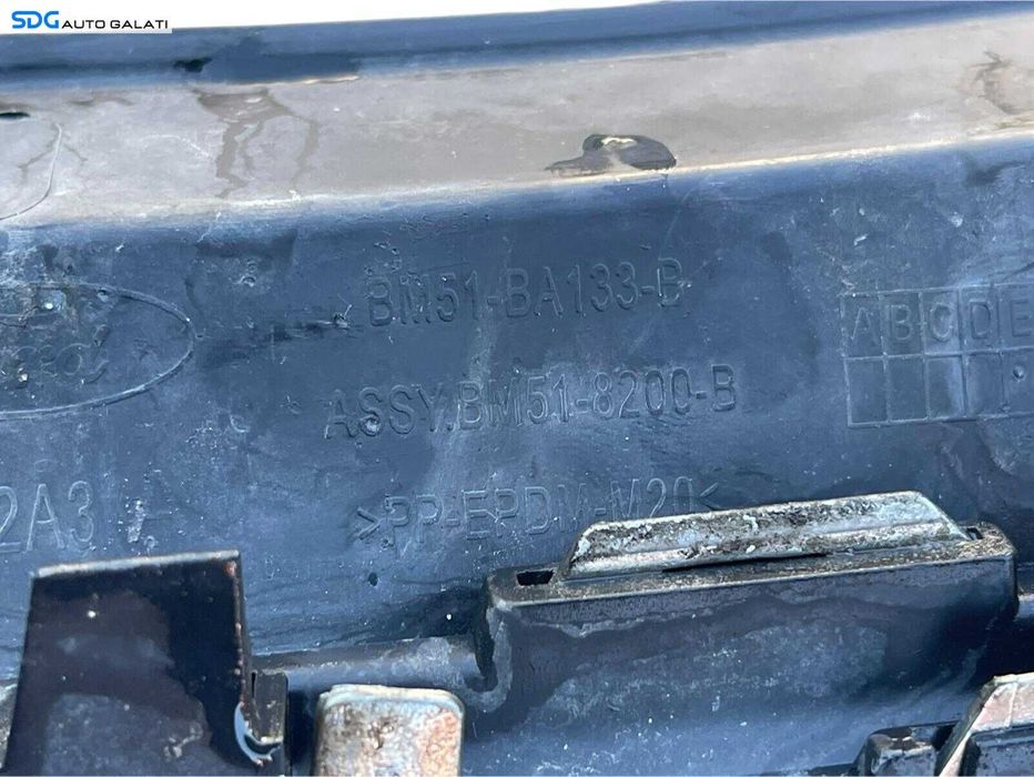 Grila cu Emblema de pe Bara Spoiler Fata Ford Focus 3 2010 - 2015 Cod BM51-BA133-B BM51BA133B [B4634]