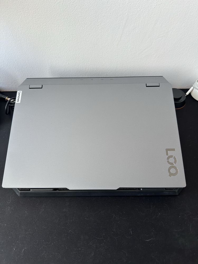 Laptop LENOVO LOQ 15IAX9 | Garantie 2027