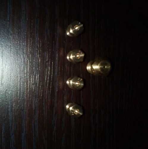 Vând set diuze ARAGAZ, pentru gaz de butelie și racord de furtun