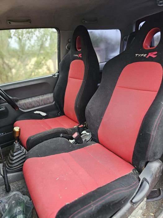 Suzuki Jimny pregătit de OFFROAD