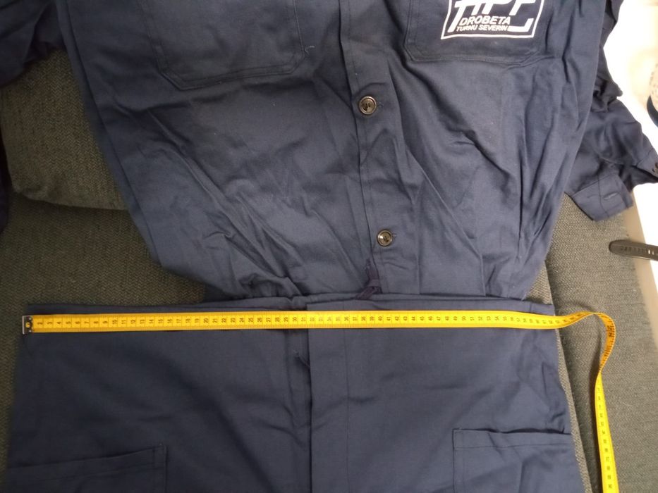 Costum de lucru barbati.