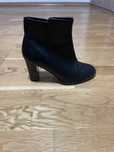 Botine Clarks din piele ,marimea 37