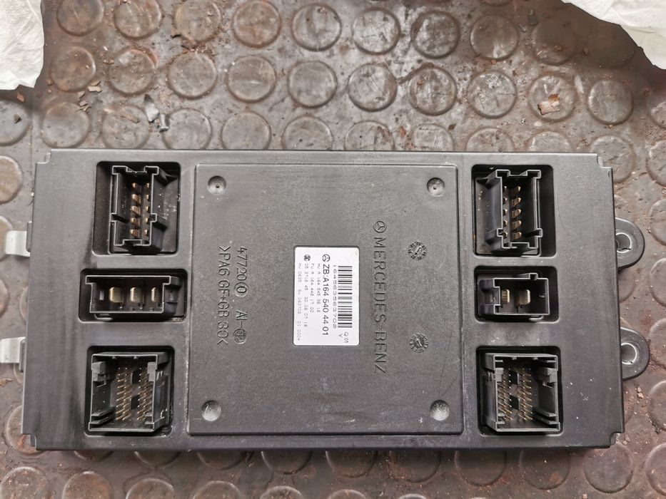 Преден и заден sam modul w164 ML320
