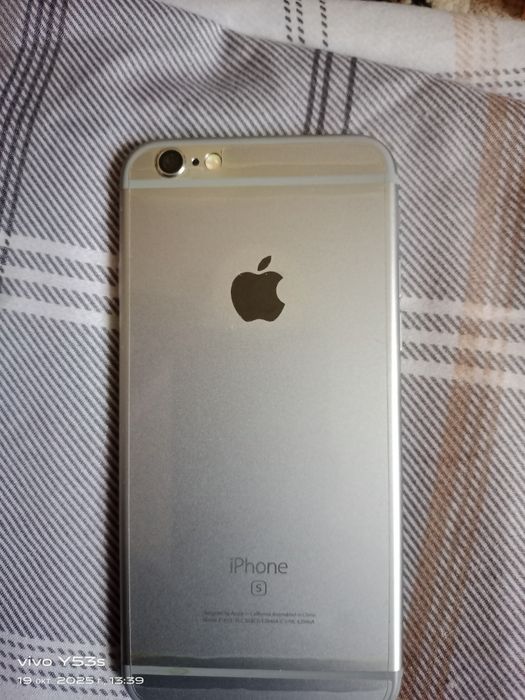 Продам Айфон 6s состояние отлично