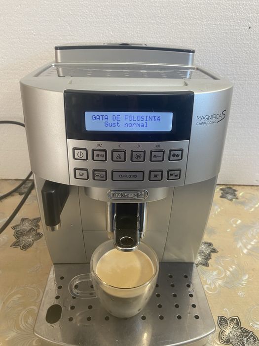 Espresor cafea Delonghi magnifica S capucino