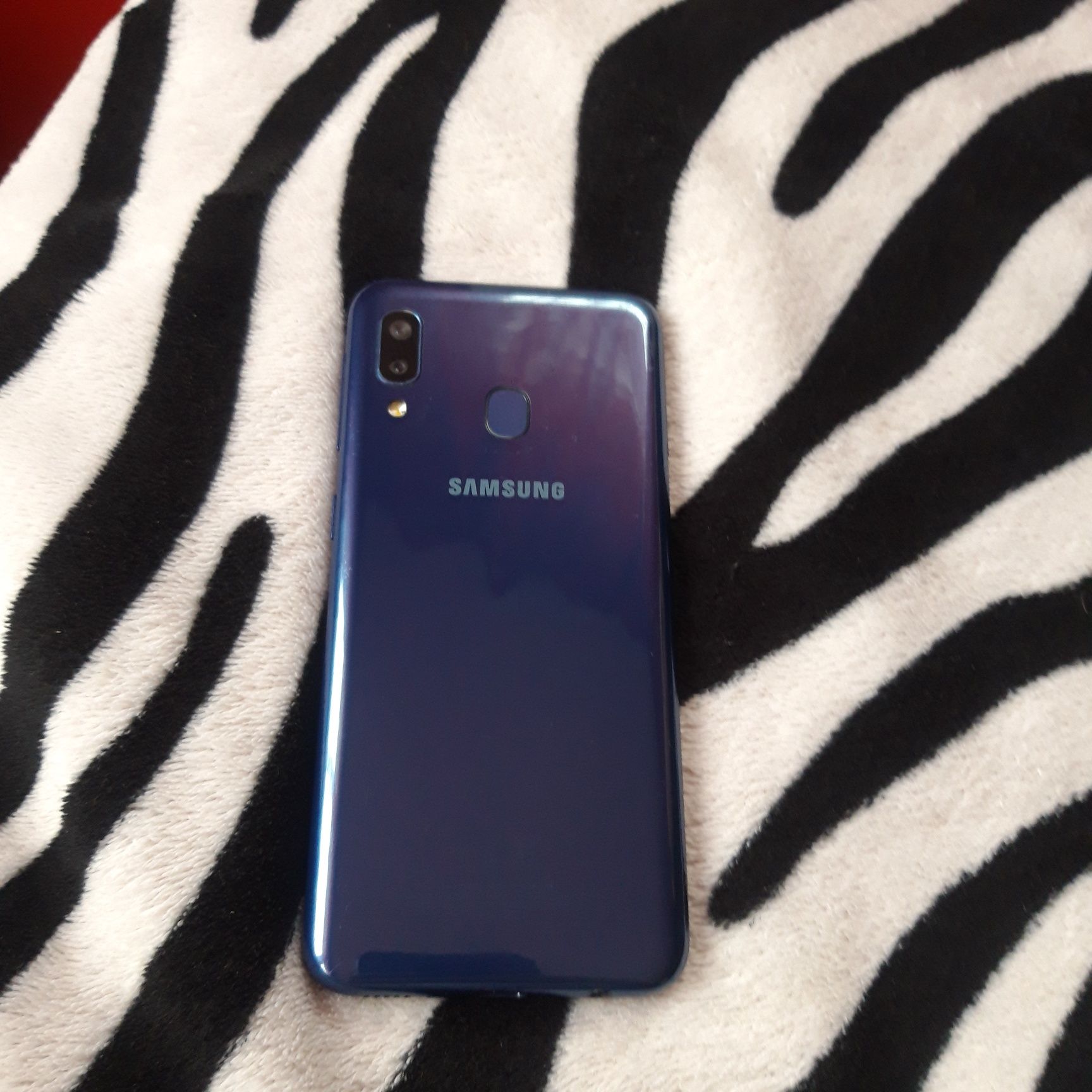 Samsung galaxy a20e