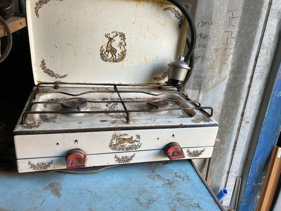 Газовая плита с редуктором баллоном