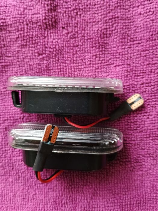 Semnalizare dinamică led aripă vw passat