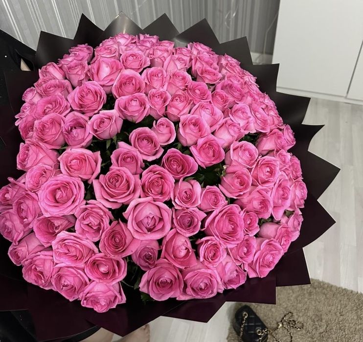 101роза в розовым цвете