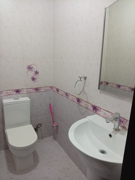 Срочно продаю большую квартиру Можно под нежилое