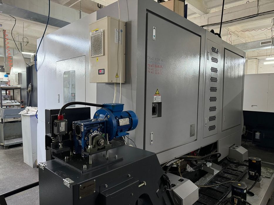 Вертикальный обрабатывающий центр VMC F1055 БУ