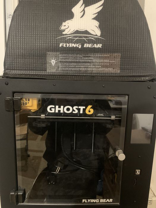 3d принтер новый в хорошом состояния работае печатает отлично