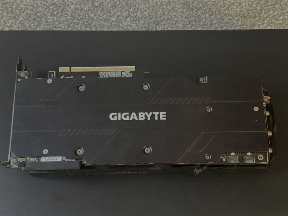 Gigabyte NVIDIA GeForce RTX 2080 Super Gaming OC 8GB