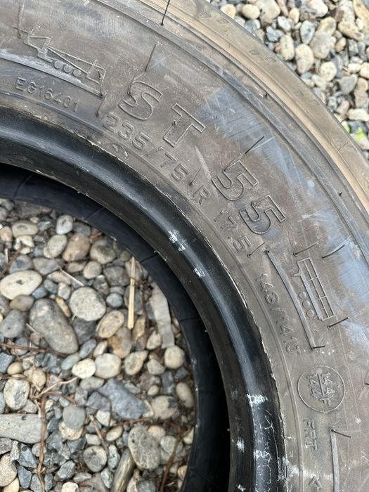 Anvelope 235/75 R17,5 PIRELII cu indice de greutate 143/141J