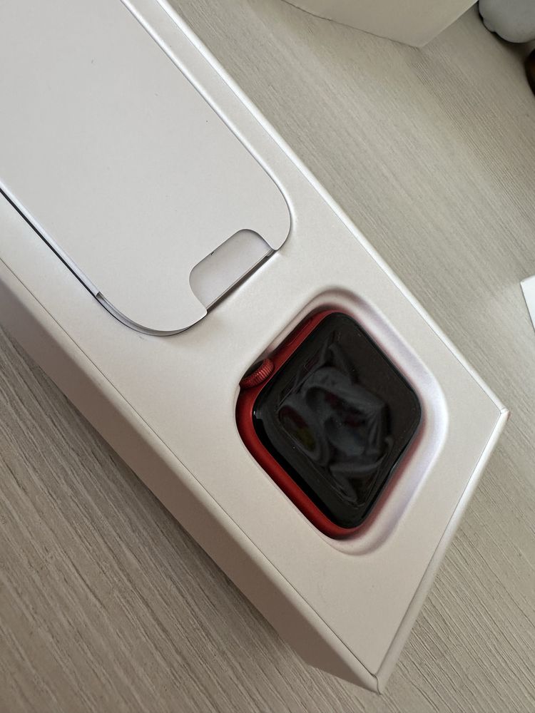 Apple watch 6 в отличном состоянии