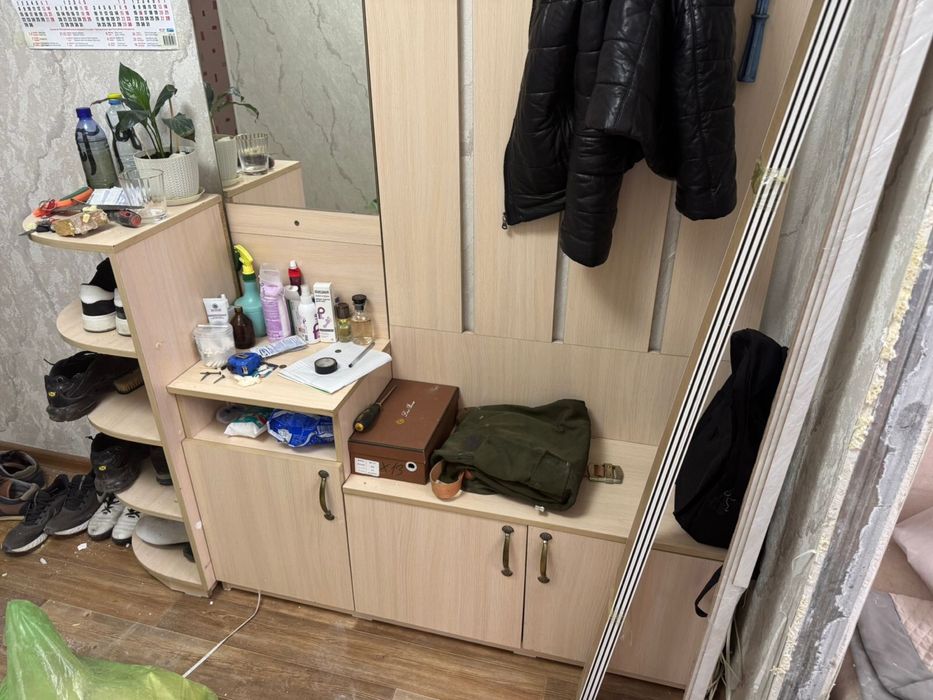 Продам прихо шку прихо шка шкаф очень хорошем состоянии