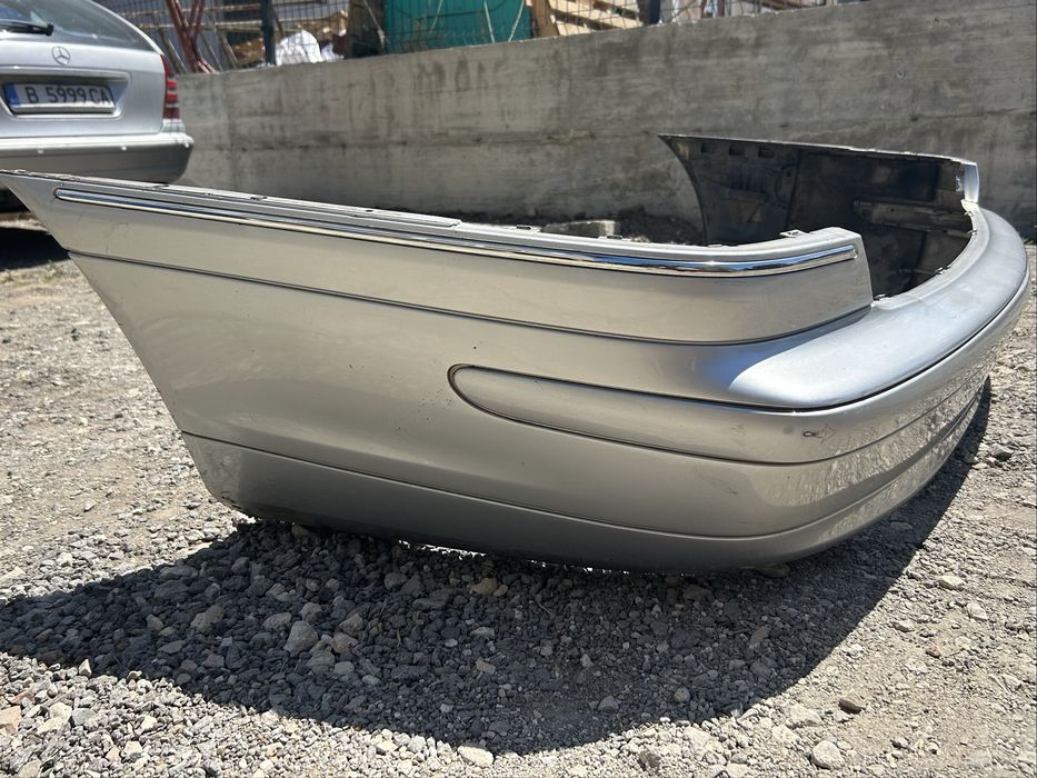 Задна броня и врати за w203 комби