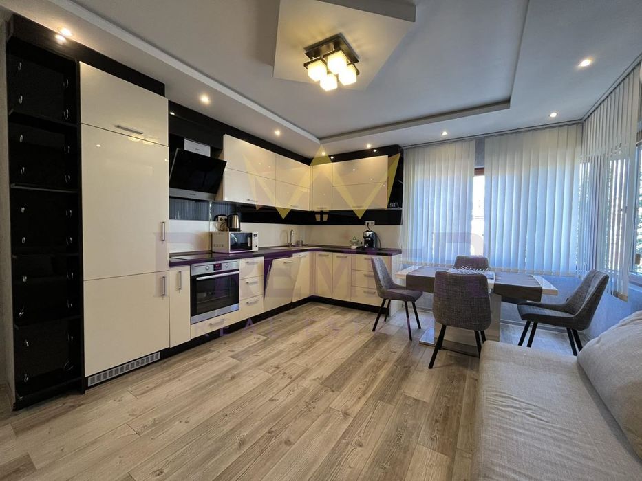 Дава се под наем Тристаен апартамент в Варна, Трошево - 80 кв.м за 612 € - Снимка #1