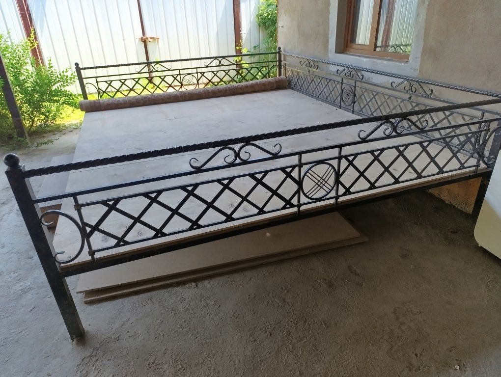 Металлический тапчан 3*4