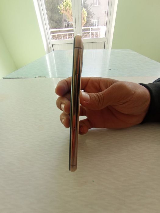 Iphone 11 pro sotiladi holati alo
