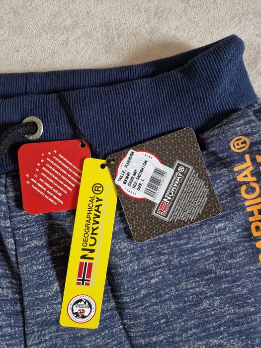 Къси панталони Geographical Norway