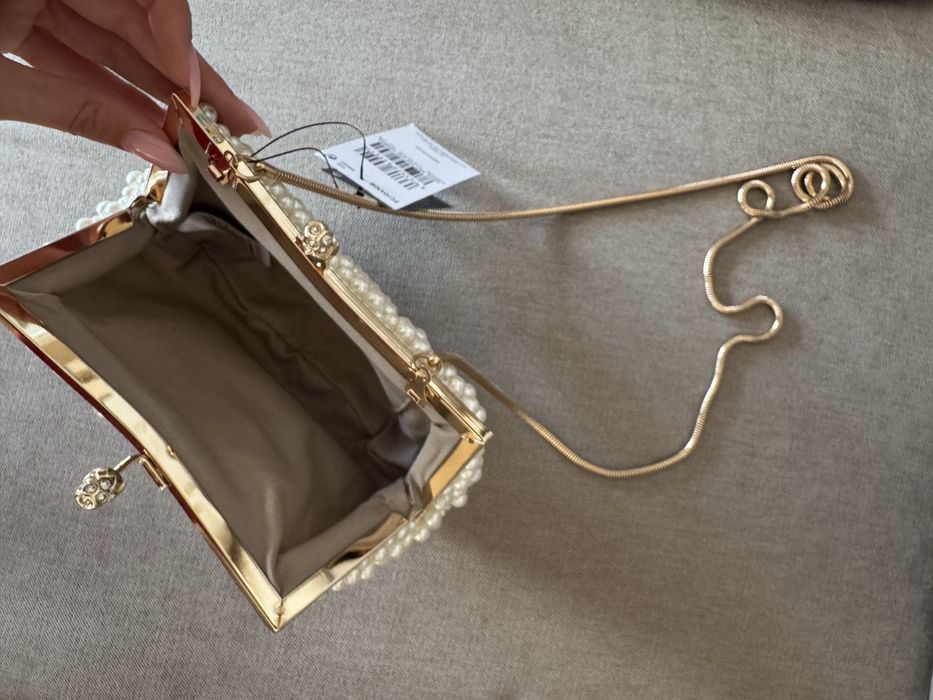 Чисто нова клъч чанта с перли NEXT
