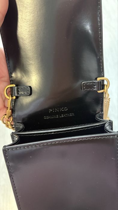 Pinko чанта за телефон