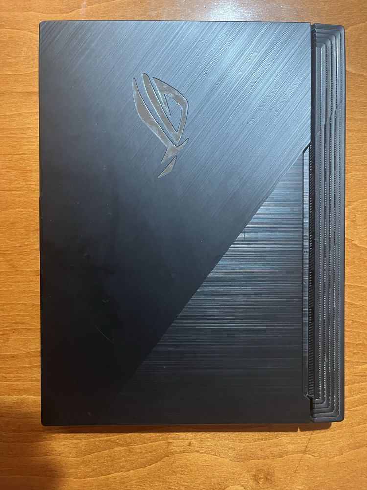 ASUS ROG Strix G531GT – дефектен, за части или ремонт