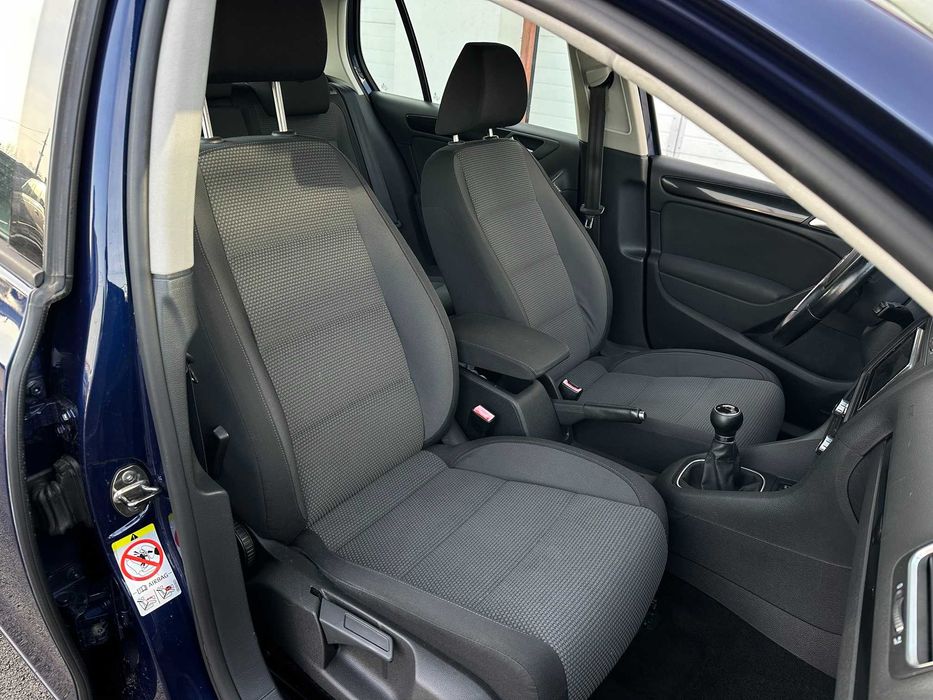 VW Golf VI 1,6 diesel 2010 acceptam Rate variante auto bay-back !